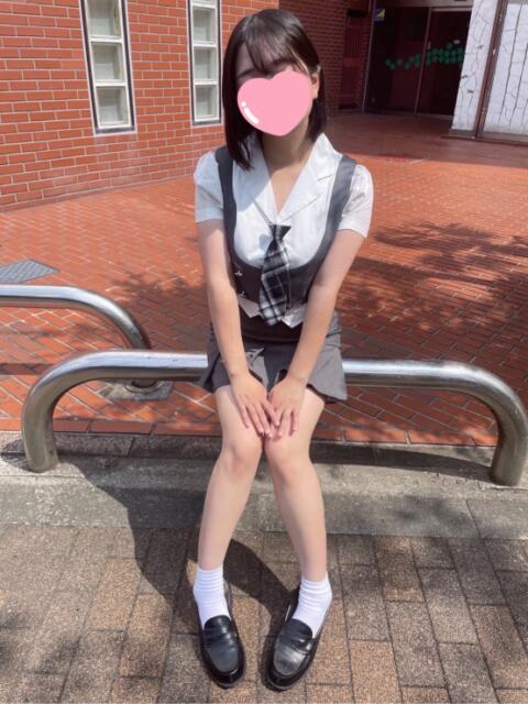 もも 新宿派遣型JK/JDリフレミスコン！（派遣型リフレ）