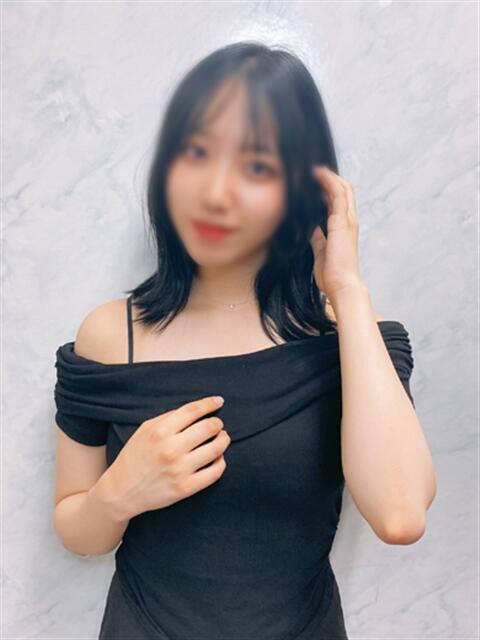 かなこ 渋谷くいーんず（素人専門ホテヘル＆デリヘル）