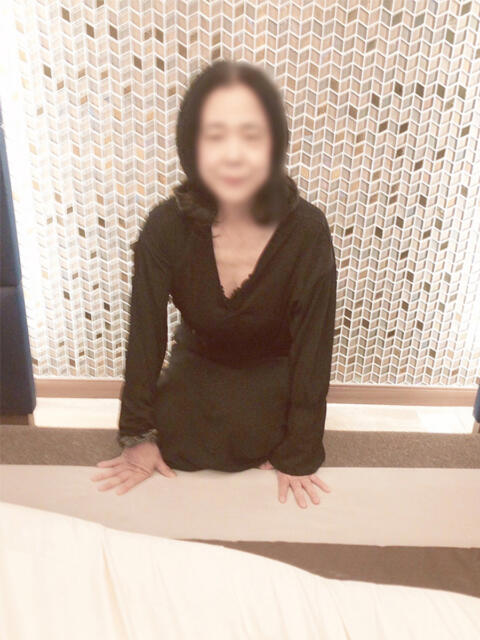 三木 鶯うぐ(人妻系熟女デリヘル)