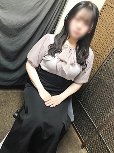 瑠璃 熟女の風俗最終章 横浜本店（熟女デリヘル）