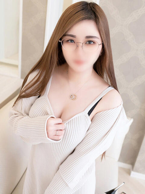 沙理奈【サリナ】 福井人妻営業所（人妻系デリヘル）