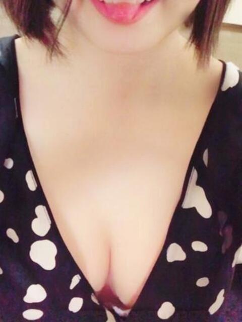 千晴【チハル】 福井人妻営業所（人妻系デリヘル）