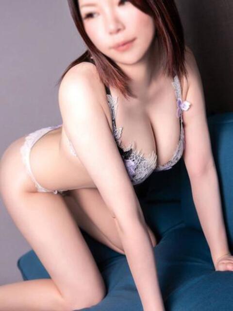 優衣【ユイ】 福井人妻営業所（人妻系デリヘル）