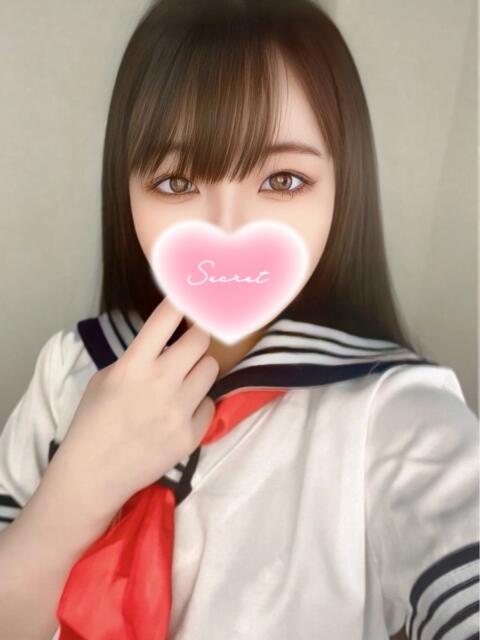 かみら/モデル系美女！ 10代、20代専門ハレンチ倶楽部　姫路店（デリヘル）