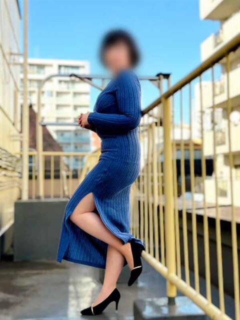 戸川 詩織 熟女パラダイス池袋店(カサブランカグループ)(人妻熟女デリへル)