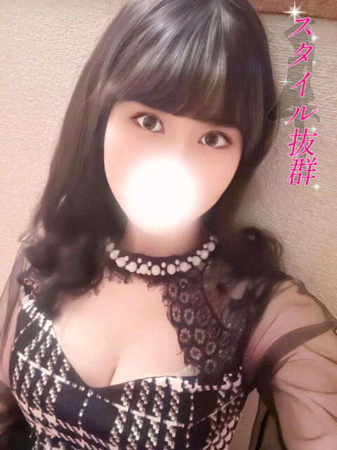 大城つばさ 全裸にされた女たちor欲しがり痴漢電車（ホテヘル）