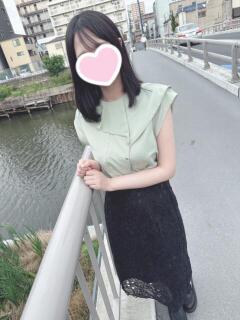 まゆゆ『神に愛されし薄幸の完璧巨乳美少女』