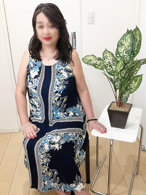 初音 おふくろ(人妻デリヘル)