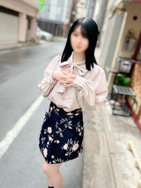 みづき かりんと秋葉原（オナクラ・手コキ）