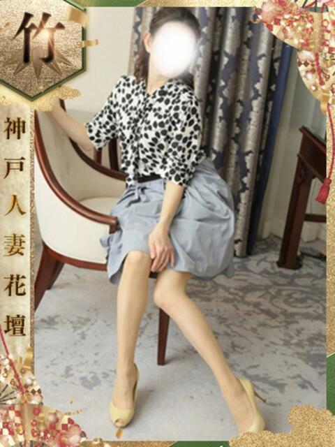 りり 神戸人妻花壇（人妻デリヘル）