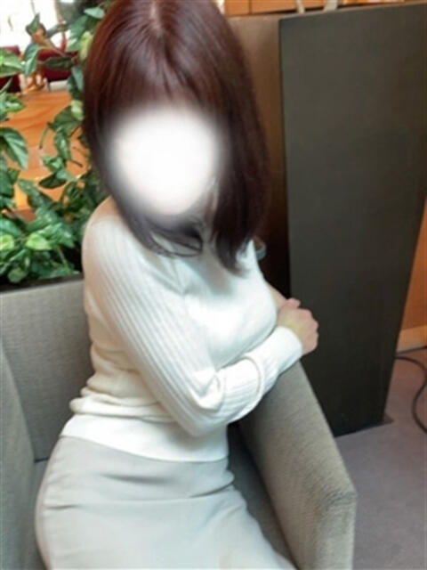 ゆりか 神戸人妻花壇(人妻デリヘル)