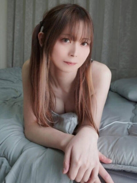 ゆくえ(ニューハーフ） 人妻生レンタル（デリヘル）