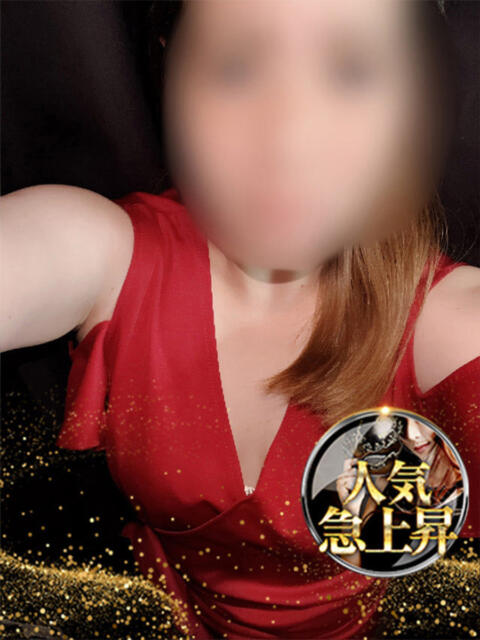 まりな マスカレード（セクキャバ）