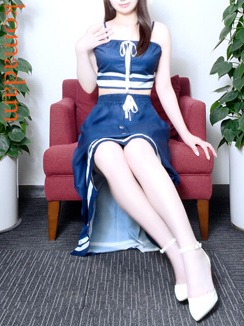 真央 東京白金コマダムPremium（清楚系デリヘル）