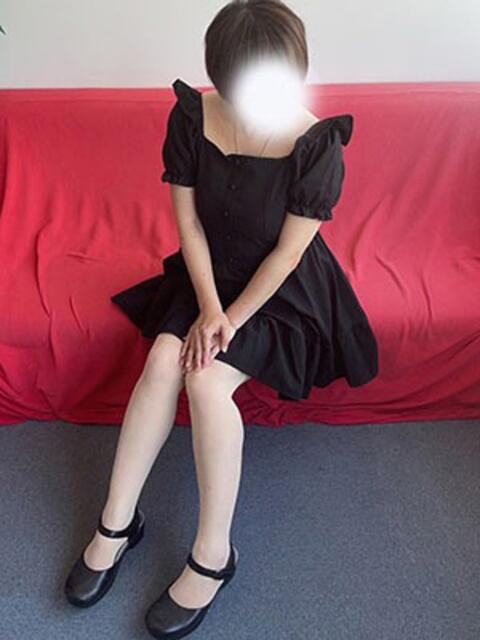 もも 神戸人妻花壇（人妻デリヘル）