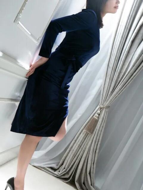 梅乃 渚 東京貴楼館(高級人妻デリヘル)