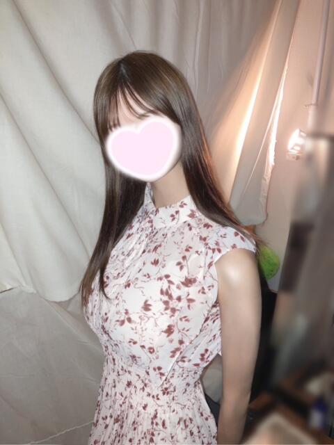 ひとみ 池袋S級素人派遣型東京美少女物語（派遣型リフレ）