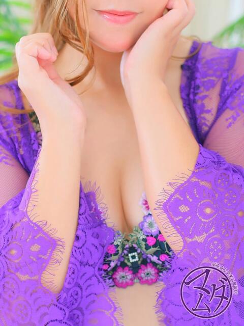 ななこ ぷるるんマダム 難波店(人妻系ホテヘル)