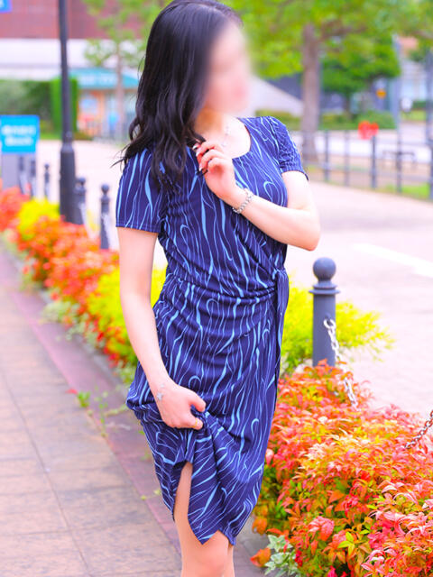 りょう［神奈川］ 奥鉄オクテツ東京店（デリヘル市場）（駅待ち合わせ型人妻デリヘル）