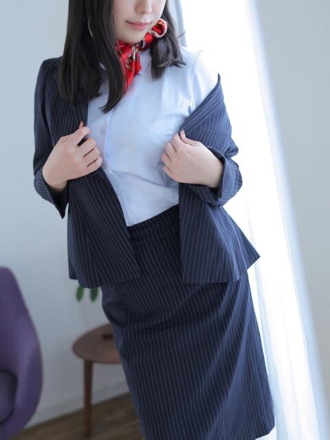 艶嶋 瑠理子 虎ノ門空港(高級デリヘル)