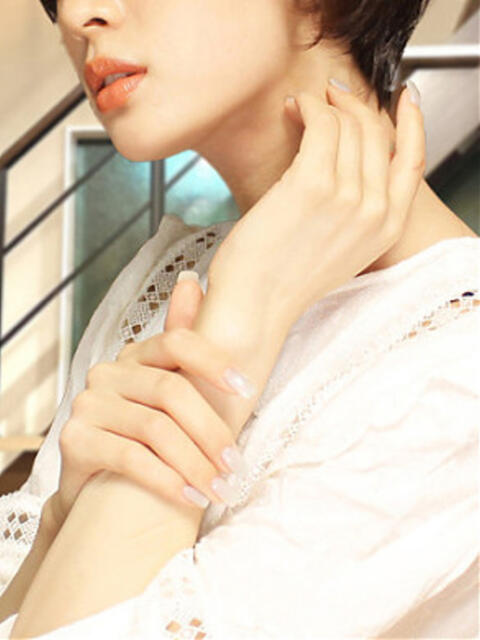 夏芽 SHANGRILA(シャングリラ)(高級デリヘル)