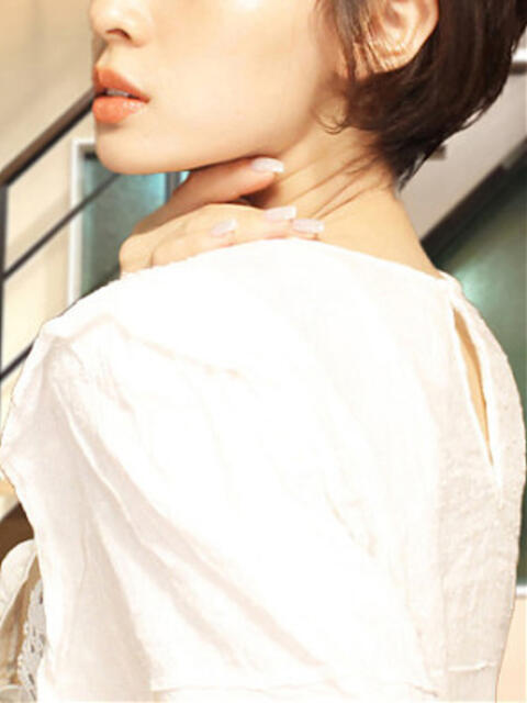 夏芽 SHANGRILA(シャングリラ)(高級デリヘル)