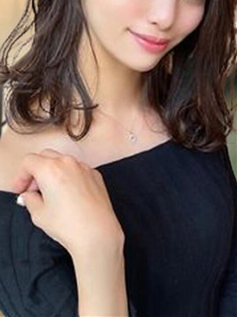 詩織 SHANGRILA（シャングリラ)（高級デリヘル）