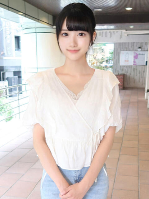 なみ★規格外圧倒的美少女★ 上野現役女子大生コレクション(デリヘル)