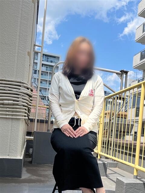 新田 ゆい 熟女パラダイス池袋店(カサブランカグループ)(人妻熟女デリへル)