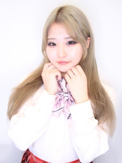 もえ チェリー新宿店(セクキャバ)