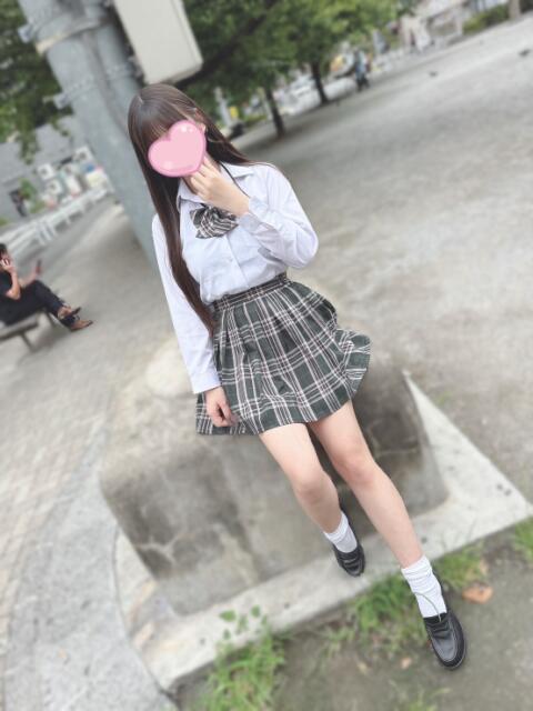 体験入店ももあ『激かわ経験浅め！卒業したて18歳美少女！』 錦糸町派遣型JKリフレガチあい（派遣リフレ）