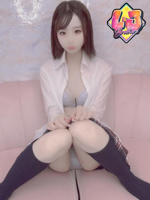 みと 超絶色白ヴィーナス L＆Jブラザーズ（デリヘル）