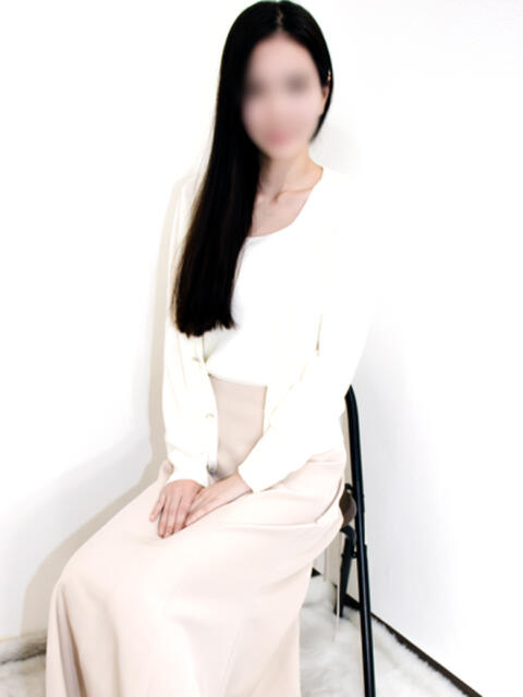 かりん 胡蝶蘭（人妻系ホテヘル）