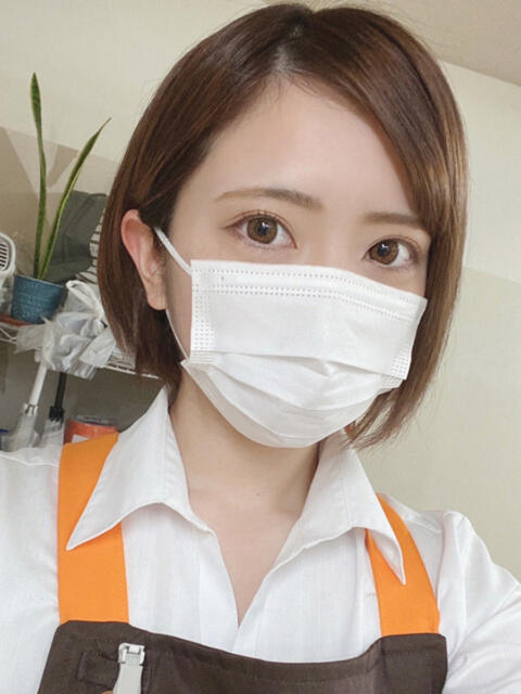 まお奥様 デザイア日本橋（人妻系ホテヘル＆デリヘル）