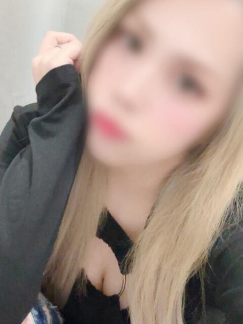 さゆり奥様 デザイア日本橋（人妻系ホテヘル＆デリヘル）