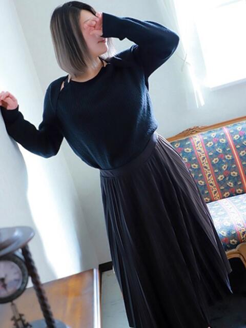 絵理沙-えりさ- 人妻倶楽部 花椿大崎店（人妻デリヘル）