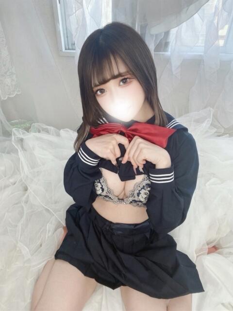 にの 舐めたくてグループ～君とサプライズ学園～越谷校（デリヘル）