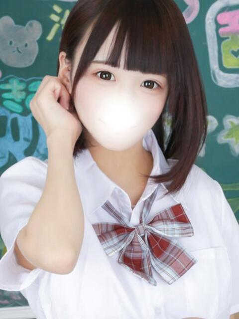さな 舐めたくてグループ~君とサプライズ学園~越谷校(デリヘル)