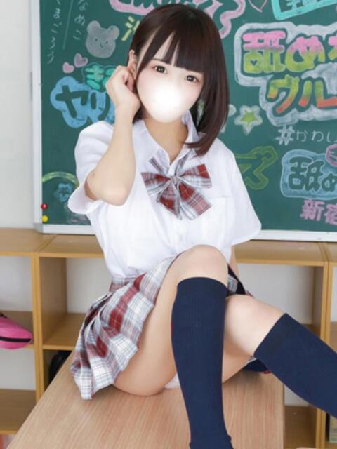 さな 舐めたくてグループ~君とサプライズ学園~越谷校(デリヘル)