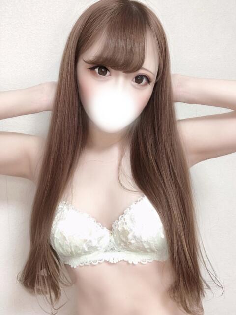 えみり 山梨 デリヘル No.1 『Sコレクション』 甲府(デリヘル)