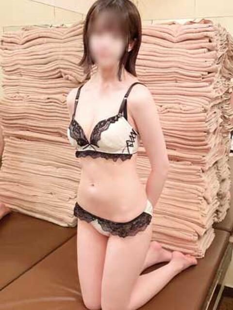 りみ 新橋平成女学園(店舗型学園ヘルス)