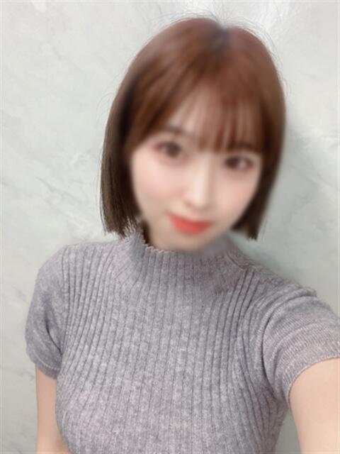 ちか 渋谷くいーんず（素人専門ホテヘル＆デリヘル）