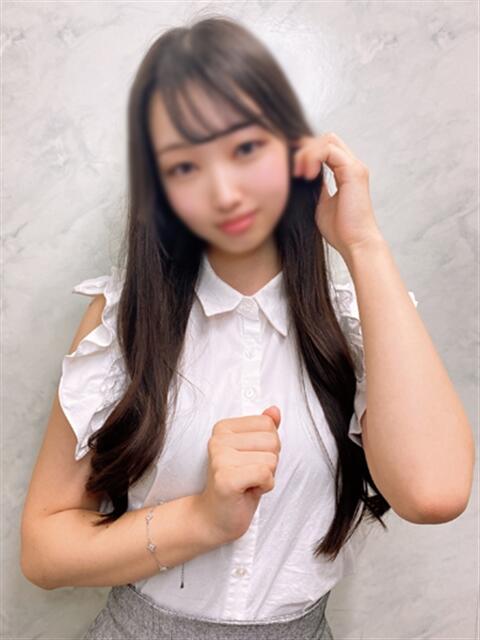 なこ 渋谷くいーんず（素人専門ホテヘル＆デリヘル）