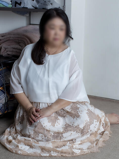 ロミ デリヘル人妻熟女 NTR隣の他人妻(人妻&熟女デリヘル)