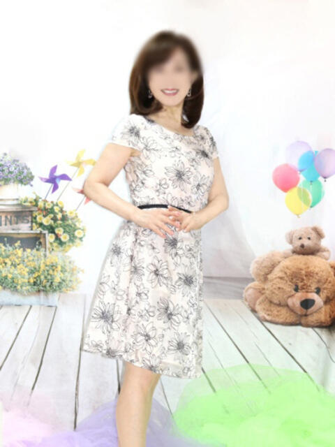 景山 極上でエッチな人妻(人妻・熟女デリヘル)