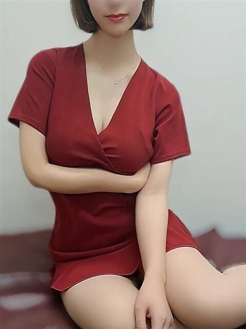 すい Tokyo美魔女Premium（【非風俗】メンズエステ）