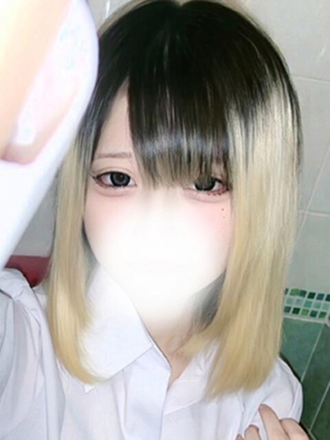 れな ハンドキャンパス池袋（店舗型オナクラ）