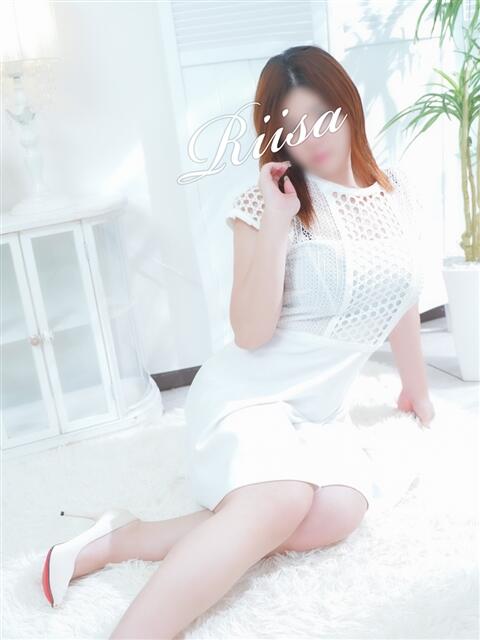 りいさ 西船人妻花壇（人妻デリヘル）