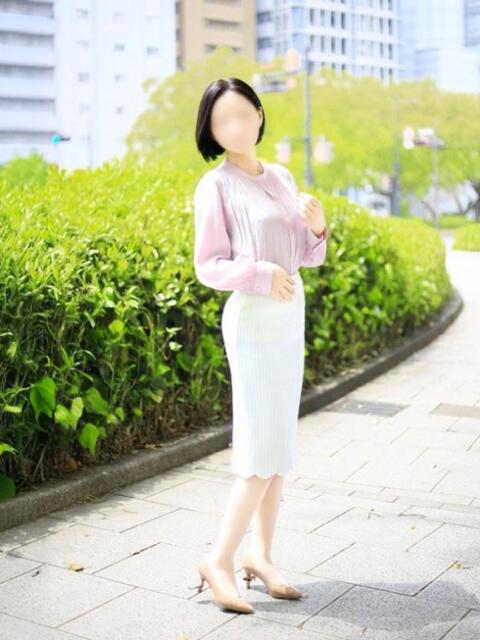 藤森 楓 こあくまな熟女たち 広島店（KOAKUMAグループ）（人妻・熟女デリヘル）