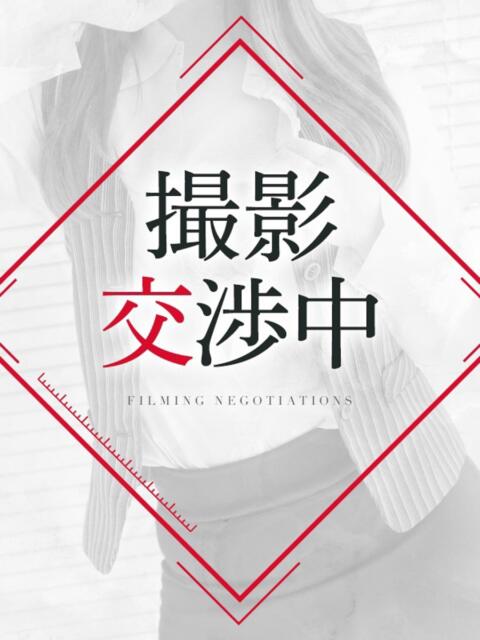 夏空　ひばり ノーパンパンスト スケベなOL梅田・兎我野店（ホテヘル）